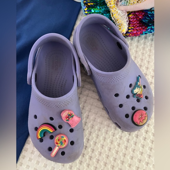 Hanna Andersson || 5T Girls Bundle Shorts, Shirts, Leggings & Shoes - Picture 6 of 13